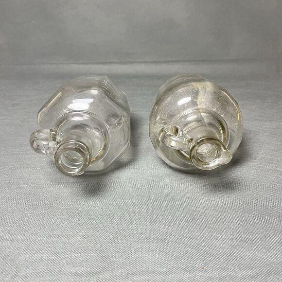 LOT 2 Vintage Glass Jugs Syrup Bottle w/Pour Spout & Handle-Paneled Glass-UV - Picture 10 of 15